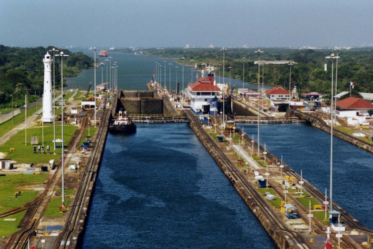 The Nicaraguan Interoceanic Canal would be even larger than the Panama Canal, shown here. It would threaten both Nicaraguan wildlife and indigenous communities. Panama Canal Gatun Locks by Stan Shebs. CC BY-SA 3.0